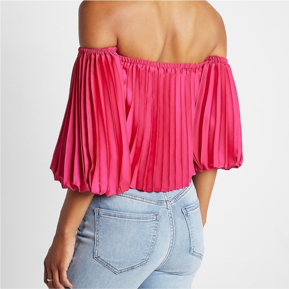 Pleated Off The Shoulder Balloon Sleeve Top